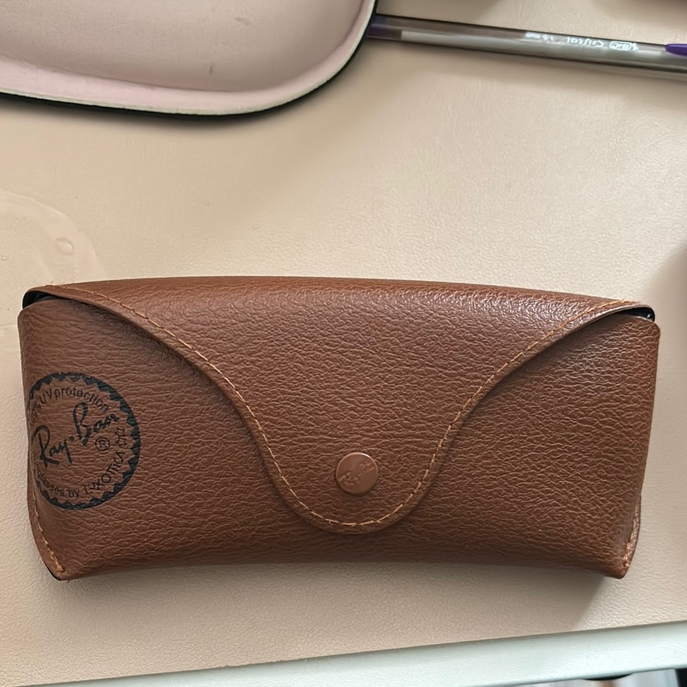 Ray-Ban Brown Leather Glasses Case